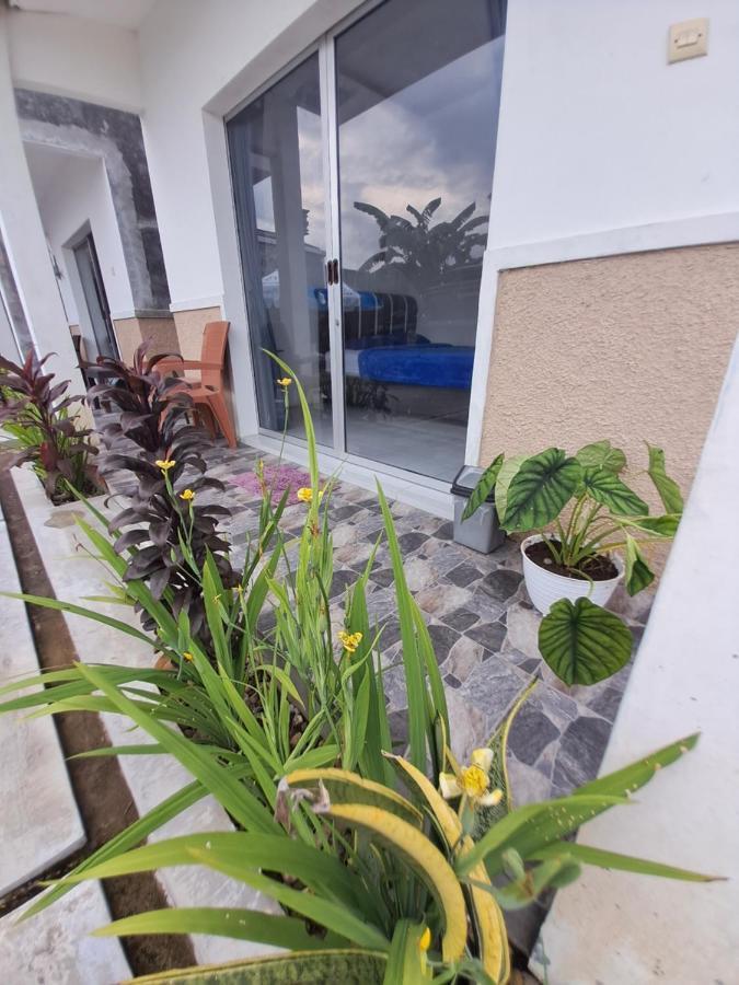 Robiu Bed&Breakfast Banyuwangi  Zewnętrze zdjęcie