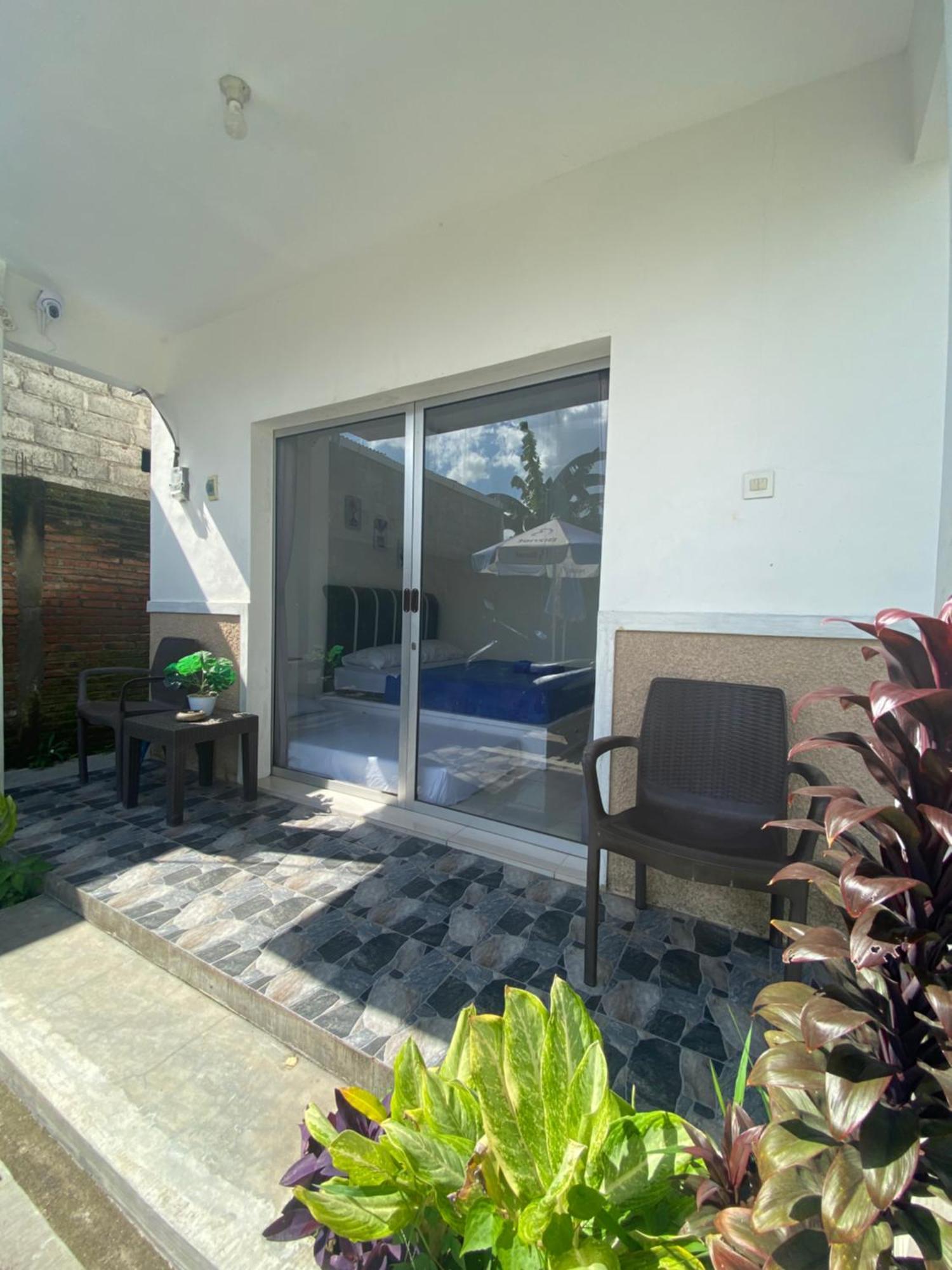 Robiu Bed&Breakfast Banyuwangi  Zewnętrze zdjęcie