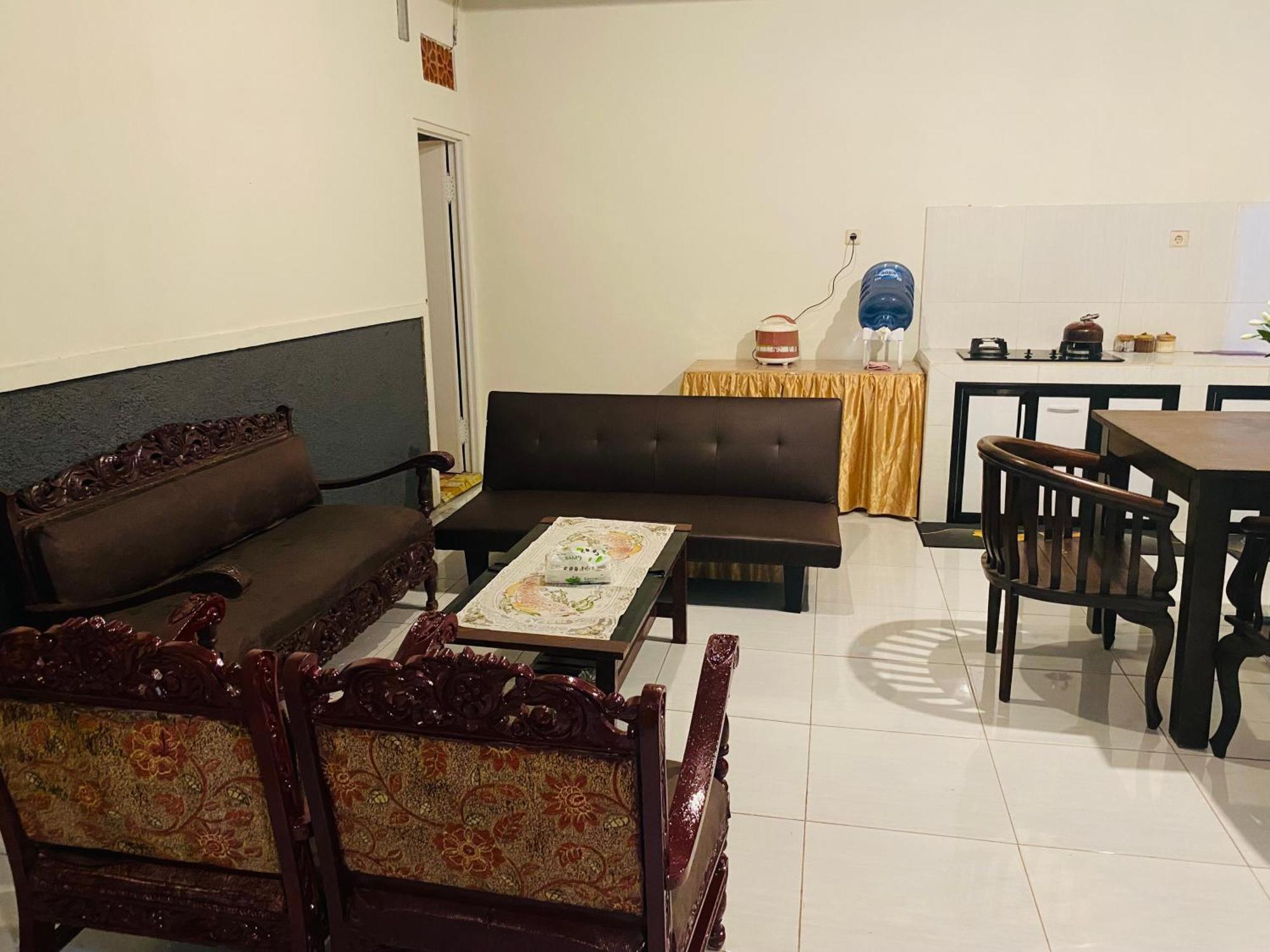 Robiu Bed&Breakfast Banyuwangi  Zewnętrze zdjęcie
